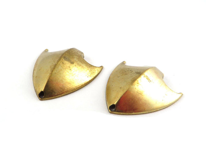 4x Breloque pointe flèche fleur de lys (20mm x 22mm) CH-076