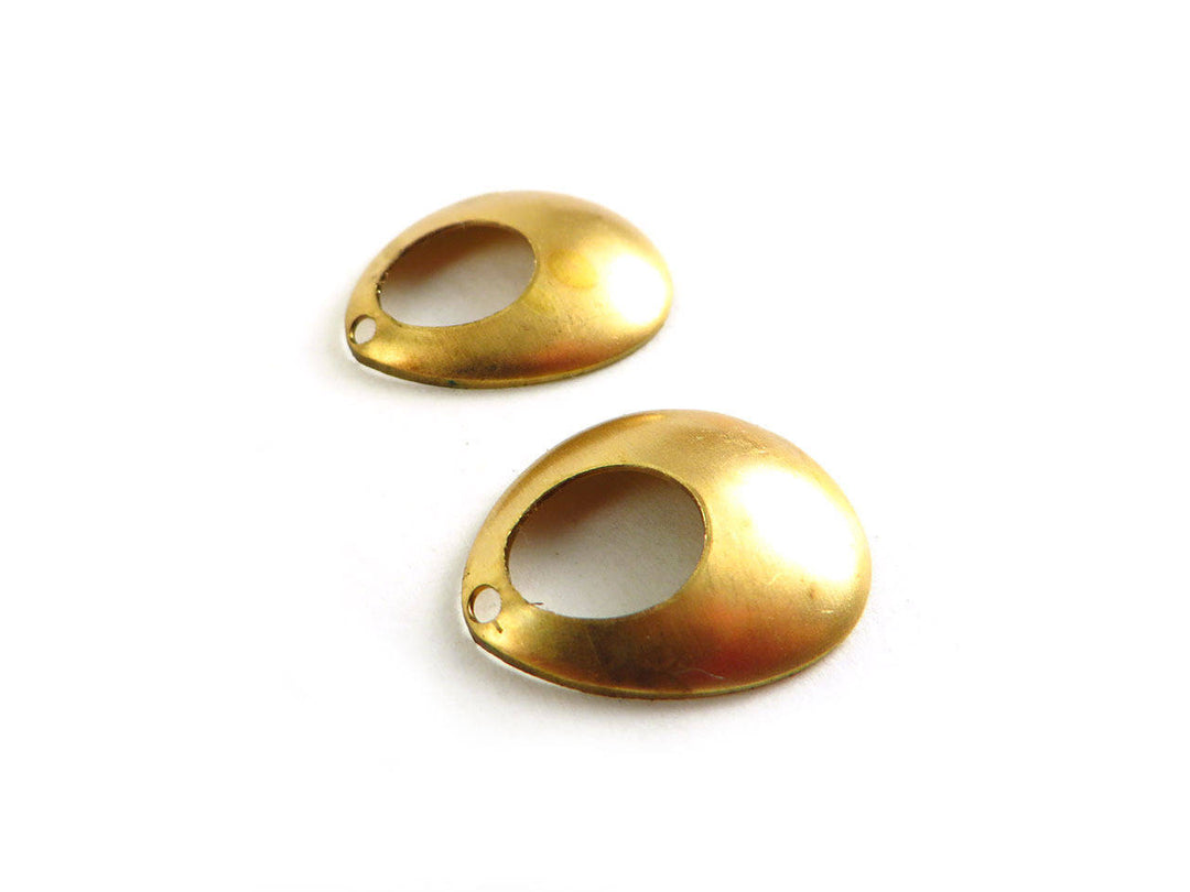 6x Breloque goutte bombé ajouré (17mm x 13mm) PV-172
