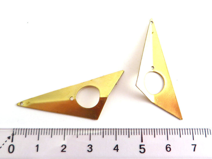2x Pendentif triangle ajouré plié (46mm x 22mm) PV-141