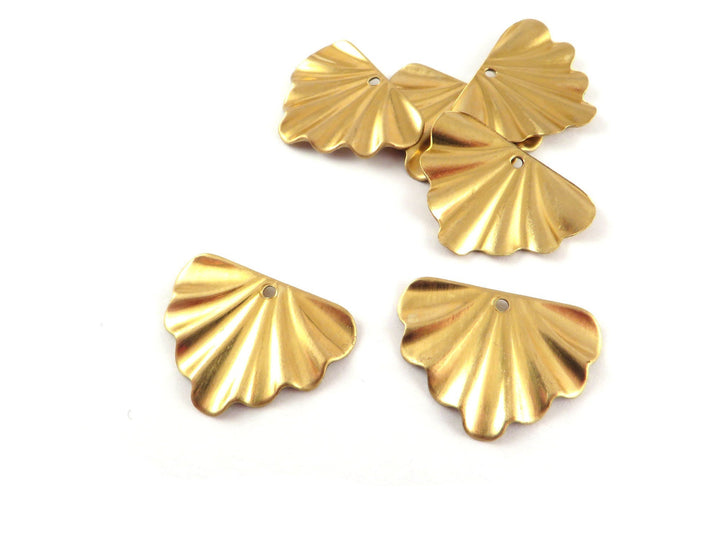 2x Breloque demi-lune éventail drapé vintage (17mm x 23mm) PV-289