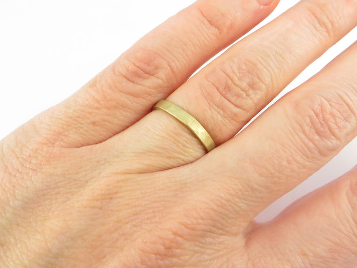 1x Bague anneau fermé martelé minimaliste(taille 5, 6, 7, 8) BG040